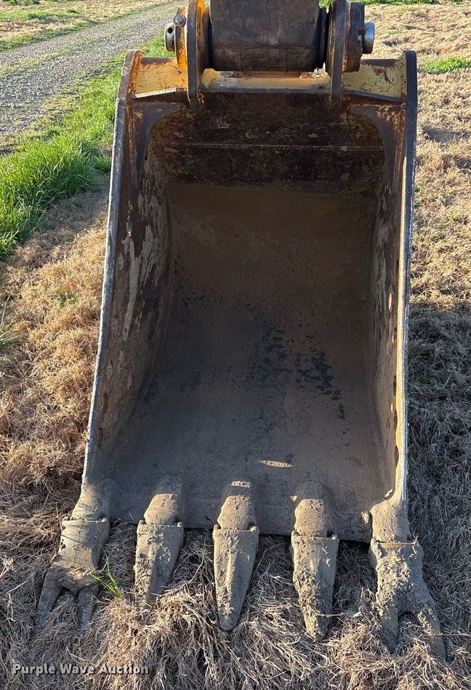 image for item OB9560 2011 Caterpillar 320D L excavator