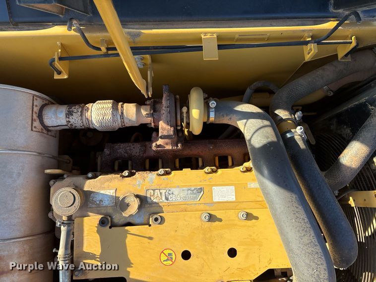 image for item OB9560 2011 Caterpillar 320D L excavator