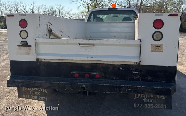 image for item OB9571 2005 Ford F550 SuperDuty utility / service truck