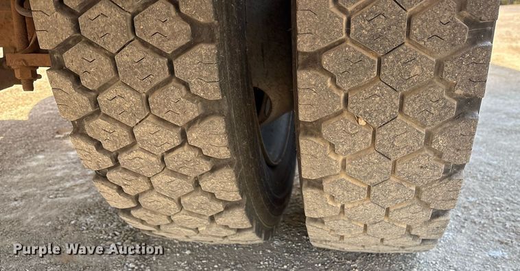 image for item OB9571 2005 Ford F550 SuperDuty utility / service truck