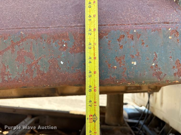 image for item OB9572 1982 International F2575 dump truck