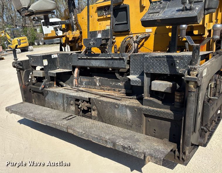 image for item OB9573 Weiler P385 paver