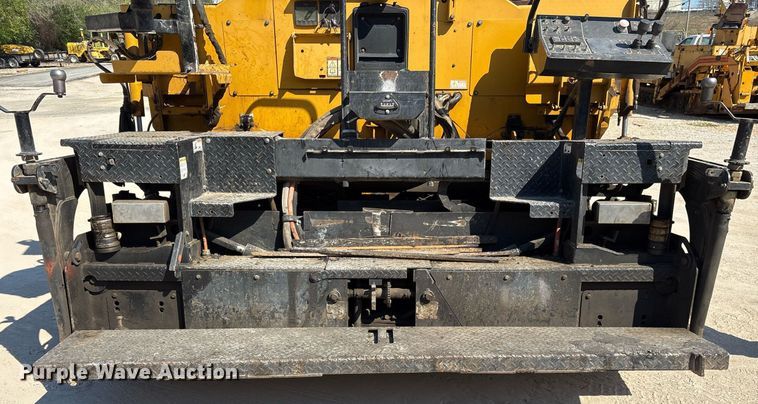 image for item OB9573 Weiler P385 paver