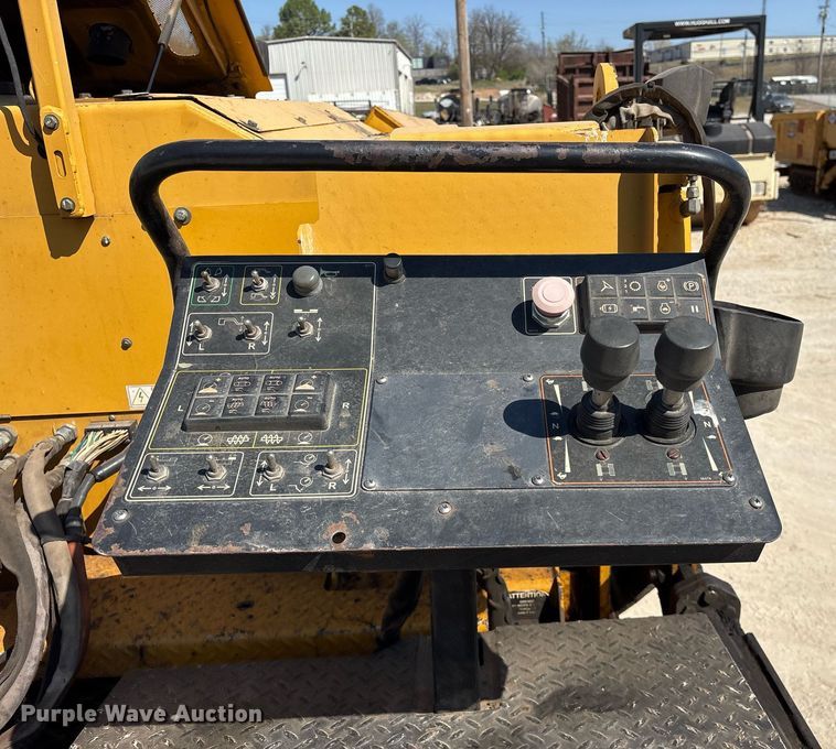 image for item OB9573 Weiler P385 paver