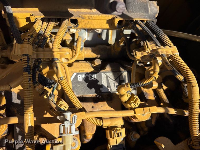 image for item OB9573 Weiler P385 paver