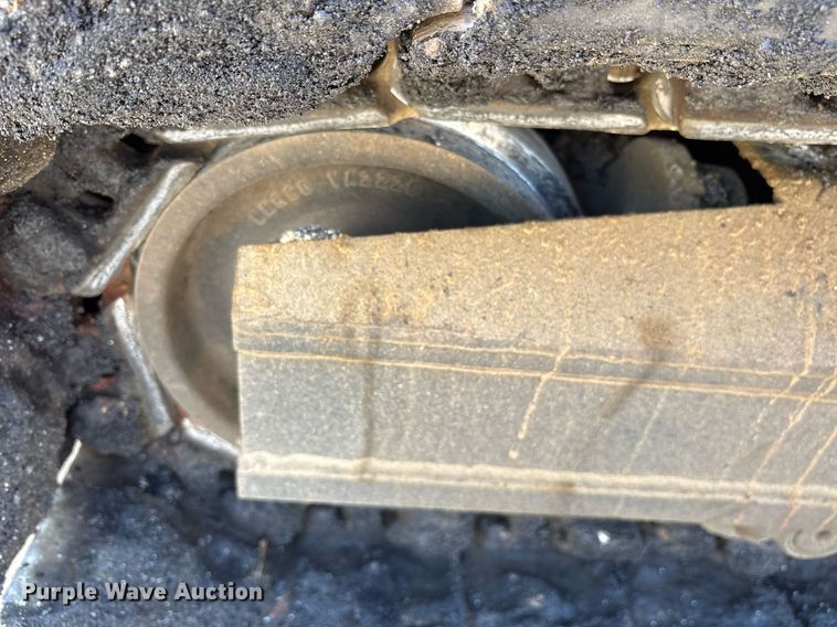 image for item OB9573 Weiler P385 paver