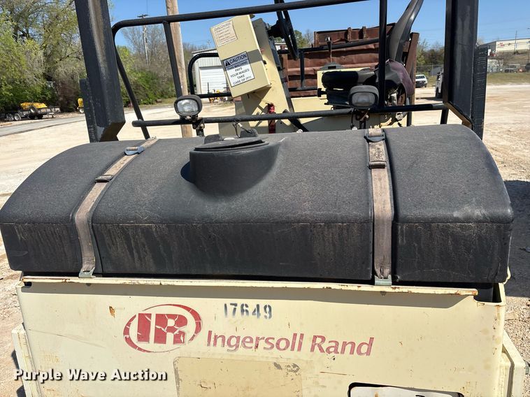 image for item OB9574 2007 Ingersoll Rand DD-90HF double drum vibratory roller