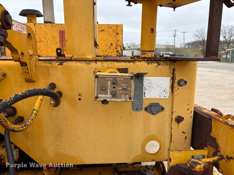 image for item OB9575 Blaw-Knox paver