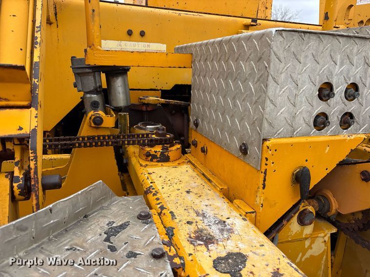 image for item OB9575 Blaw-Knox paver