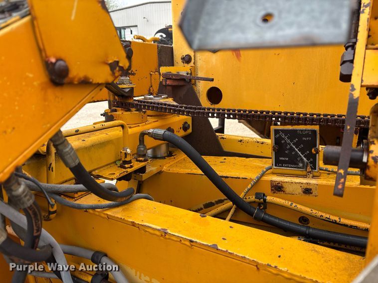 image for item OB9575 Blaw-Knox paver