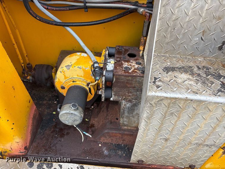 image for item OB9575 Blaw-Knox paver