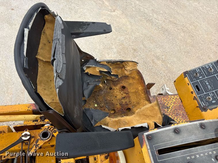 image for item OB9575 Blaw-Knox paver