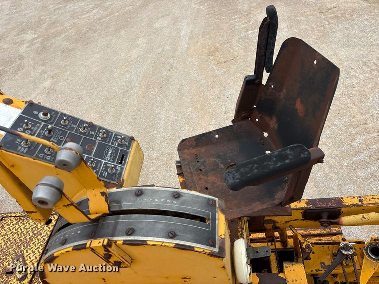 image for item OB9575 Blaw-Knox paver