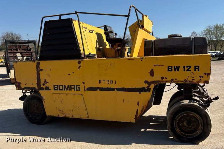 image for item OB9576 Bomag BW12R pneumatic roller