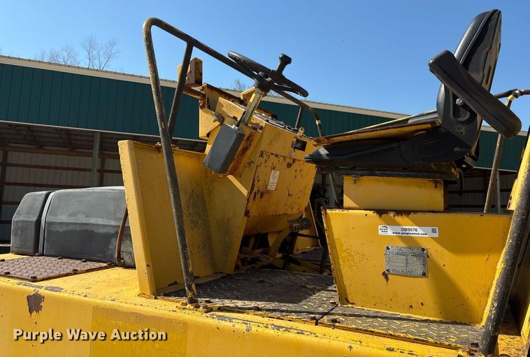 image for item OB9576 Bomag BW12R pneumatic roller