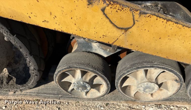 image for item OB9577 2004 Caterpillar AP-655C paver