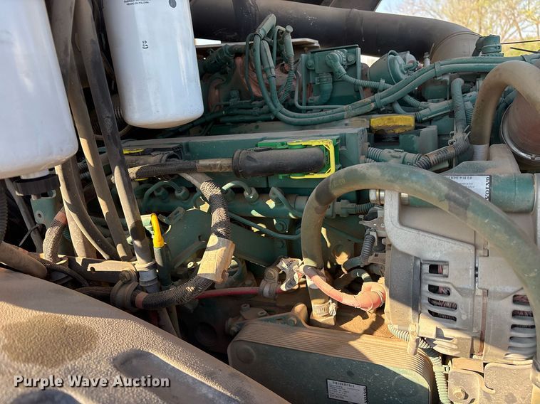 image for item OB9578 2014 Volvo SD115 single drum vibratory roller