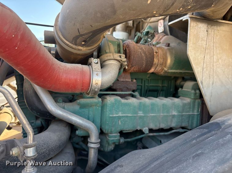 image for item OB9578 2014 Volvo SD115 single drum vibratory roller