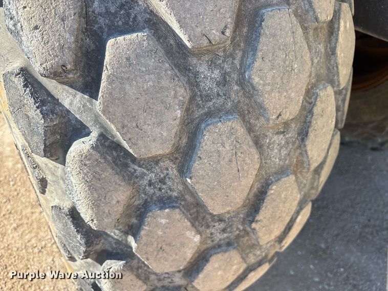 image for item OB9578 2014 Volvo SD115 single drum vibratory roller