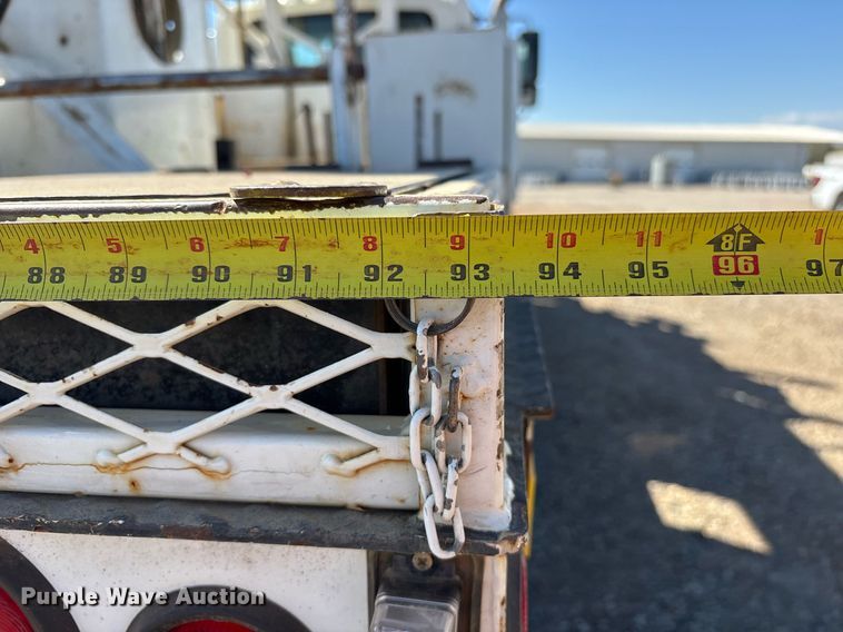 image for item OB9579 2018 International 7500 digger derrick truck