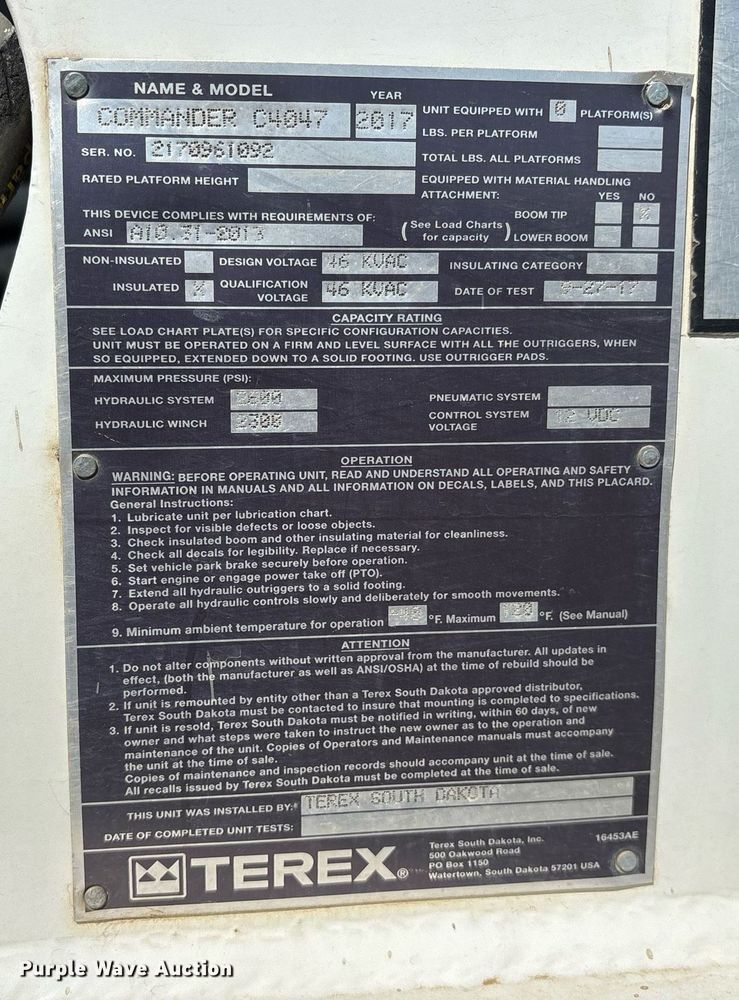 image for item OB9579 2018 International 7500 digger derrick truck