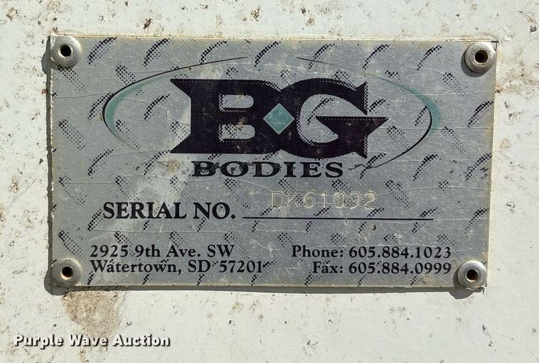 image for item OB9579 2018 International 7500 digger derrick truck