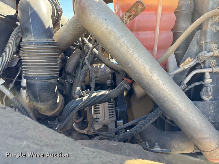 image for item OB9579 2018 International 7500 digger derrick truck