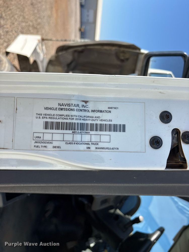 image for item OB9579 2018 International 7500 digger derrick truck