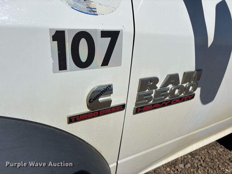 image for item OB9580 2015 Dodge Ram 5500 bucket truck