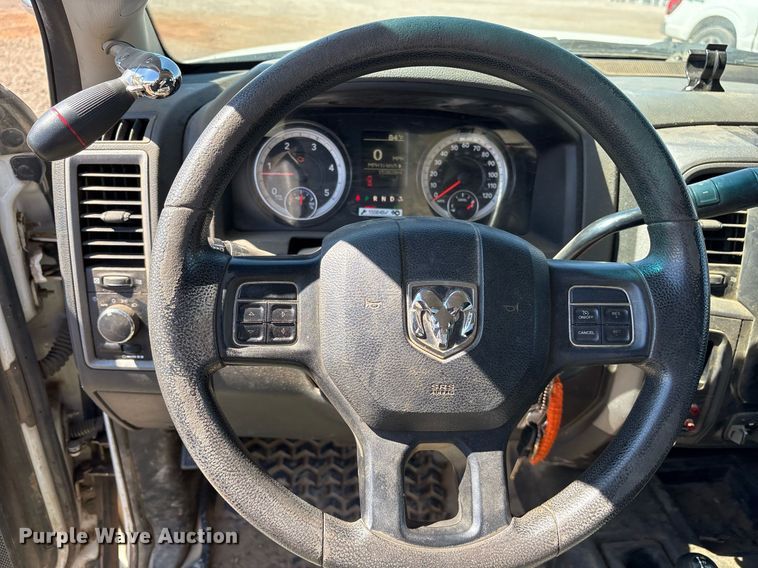 image for item OB9580 2015 Dodge Ram 5500 bucket truck