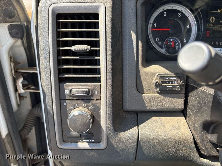 image for item OB9580 2015 Dodge Ram 5500 bucket truck