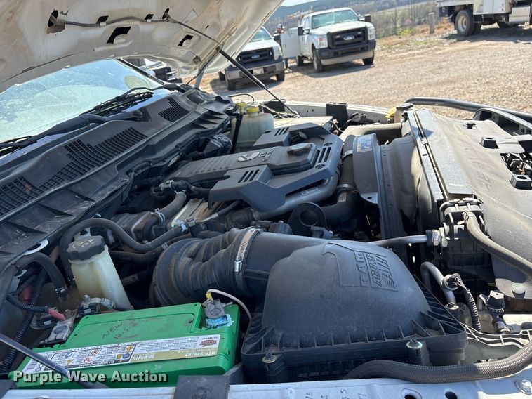 image for item OB9580 2015 Dodge Ram 5500 bucket truck