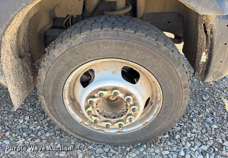 image for item OB9580 2015 Dodge Ram 5500 bucket truck