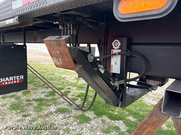 image for item OB9600 2013 Cleasby Conveyors EBR-6-40 shingle conveyor bed