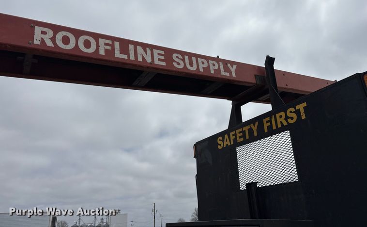 image for item OB9600 2013 Cleasby Conveyors EBR-6-40 shingle conveyor bed