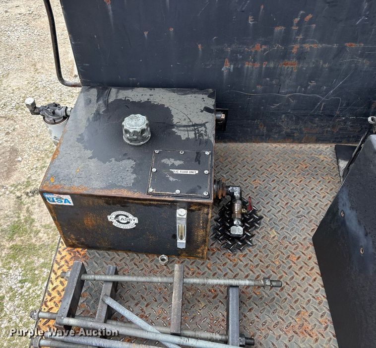 image for item OB9600 2013 Cleasby Conveyors EBR-6-40 shingle conveyor bed