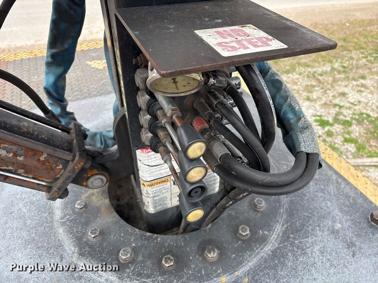 image for item OB9600 2013 Cleasby Conveyors EBR-6-40 shingle conveyor bed