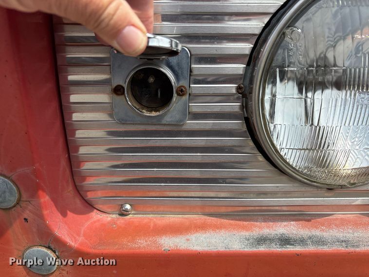 image for item OB9610 1985 Mack RS686LST  dump truck