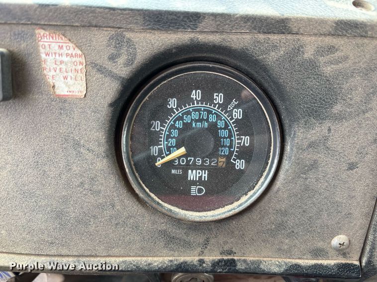 image for item OB9610 1985 Mack RS686LST  dump truck