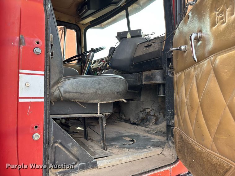 image for item OB9610 1985 Mack RS686LST  dump truck