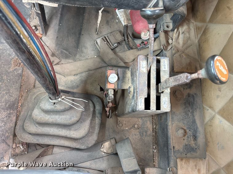 image for item OB9610 1985 Mack RS686LST  dump truck