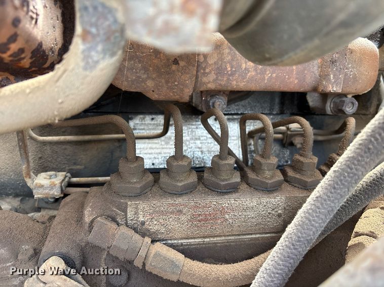 image for item OB9610 1985 Mack RS686LST  dump truck