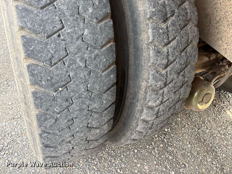 image for item OB9610 1985 Mack RS686LST  dump truck