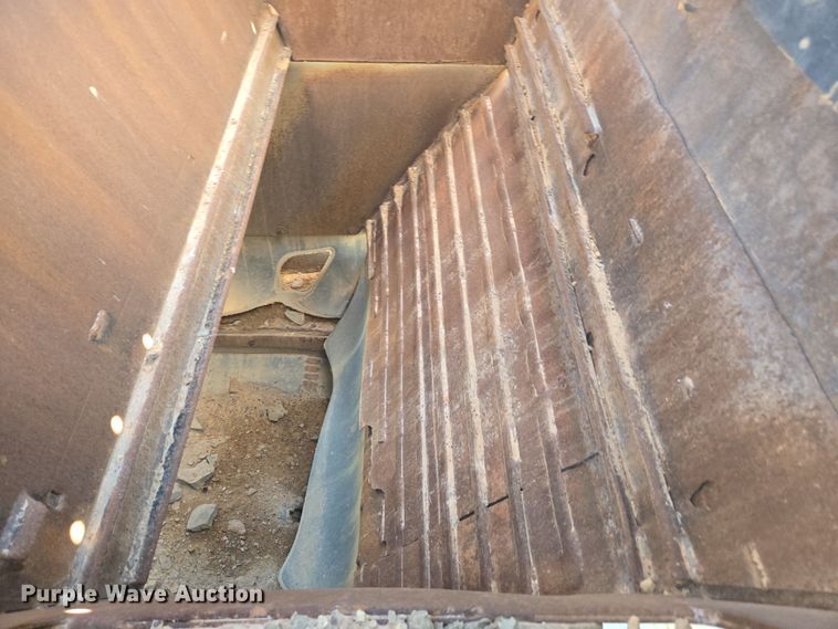 image for item YA0369 2006 KPI - JCI 2650 jaw crusher