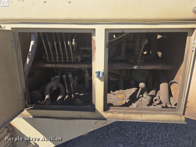 image for item YA0369 2006 KPI - JCI 2650 jaw crusher