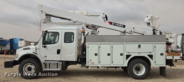 image for item YA0381 2022 Freightliner M2 106 bucket truck
