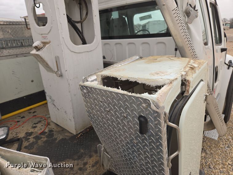 image for item YA0381 2022 Freightliner M2 106 bucket truck