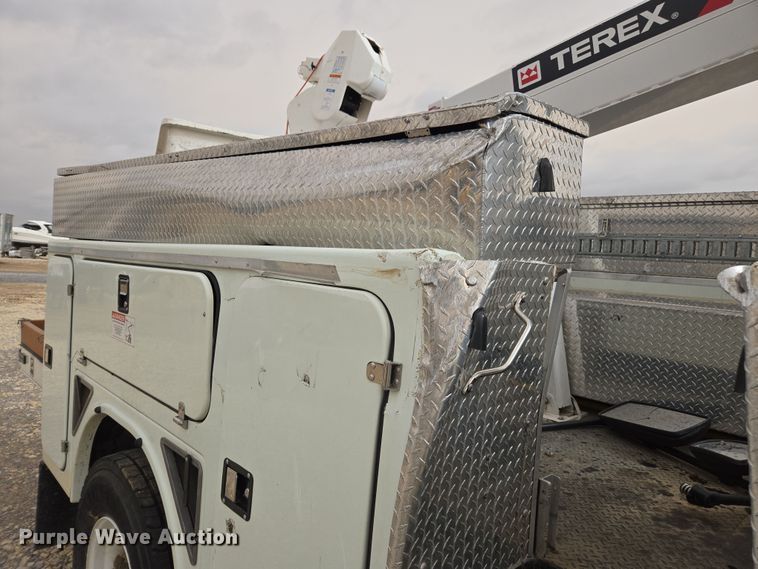 image for item YA0381 2022 Freightliner M2 106 bucket truck