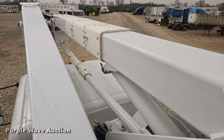 image for item YA0381 2022 Freightliner M2 106 bucket truck