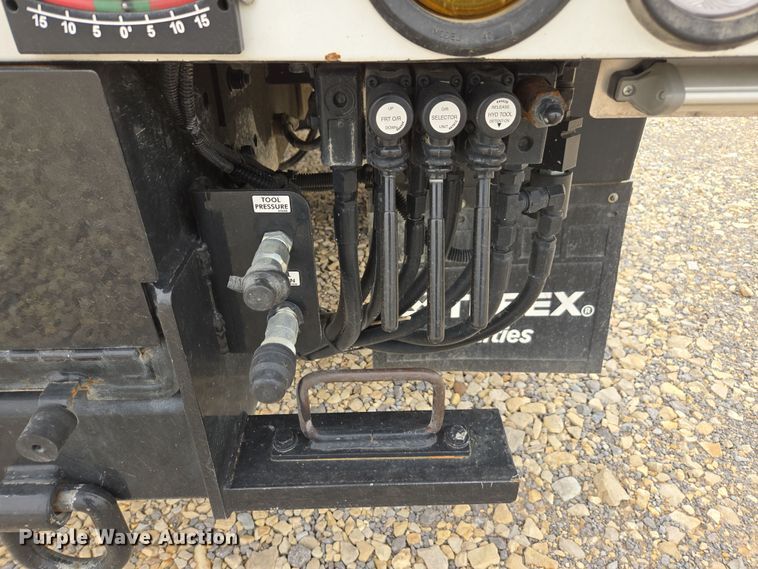 image for item YA0381 2022 Freightliner M2 106 bucket truck